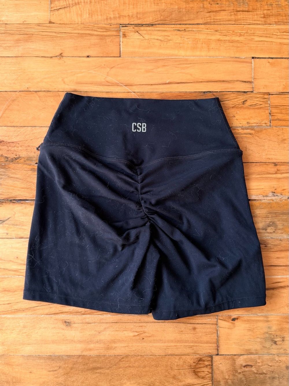 CSB crossover scrunch butt 4” shorts - Picture 4 of 4